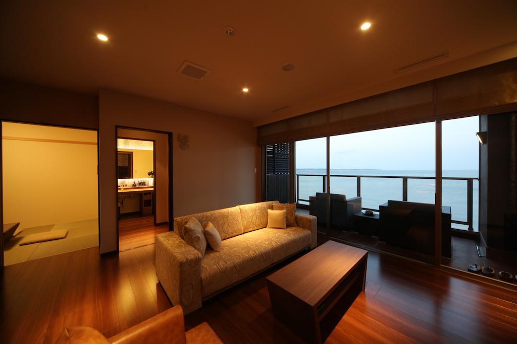 Amane Resort Seikai Beppu Camera foto A living room in a typical apartment