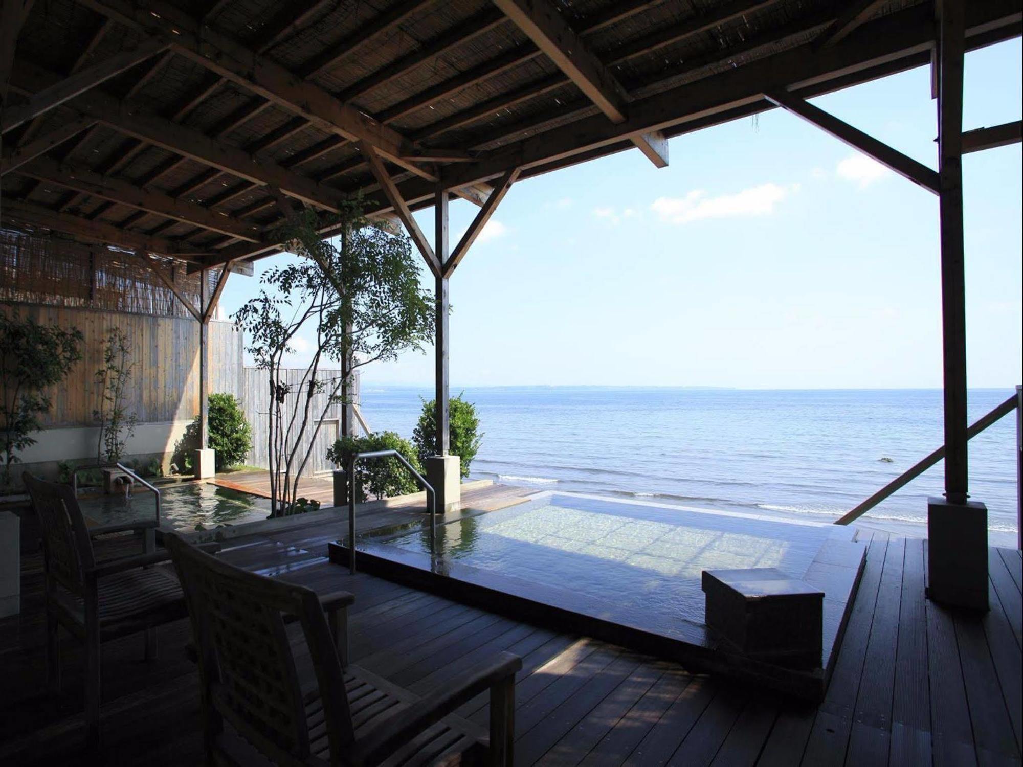 Amane Resort Seikai Beppu Esterno foto View of the beach from the restaurant